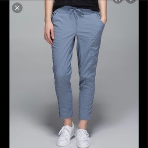 Lululemon Street to Studio P. ants Unlined Light Blue Size 4